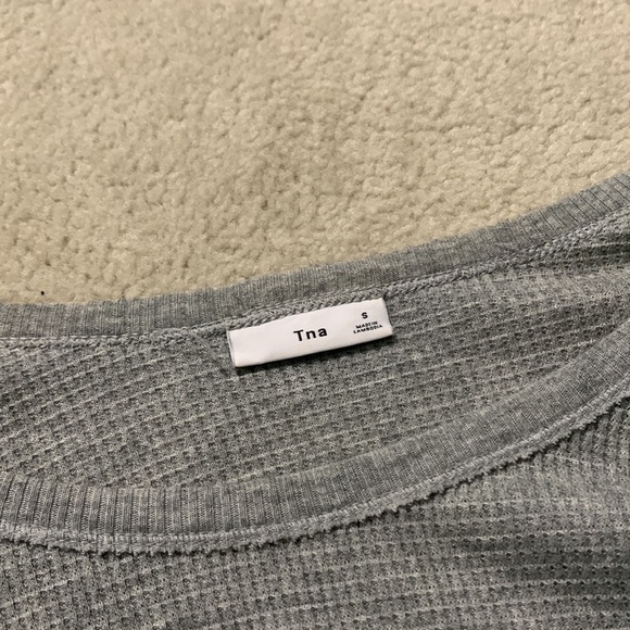 TNA sweater - small - Picture 3 of 3